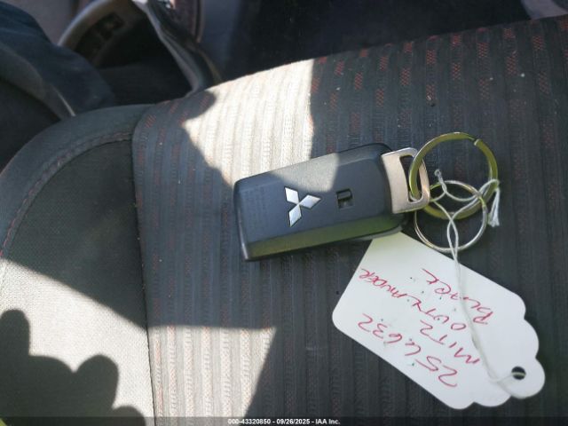 Mitsubishi Outlander 2.4 Se Image 13