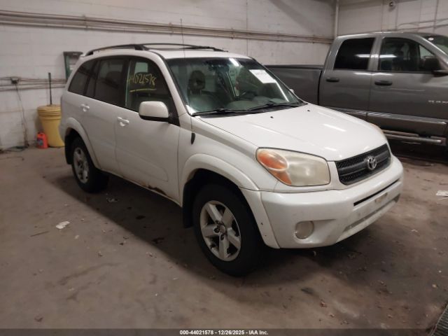 Toyota RAV4 Image 1