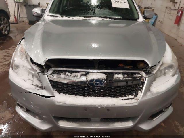 Subaru Legacy 2.5i Limited Image 7