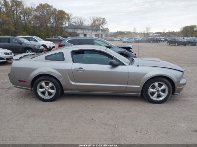 Ford Mustang Image 17