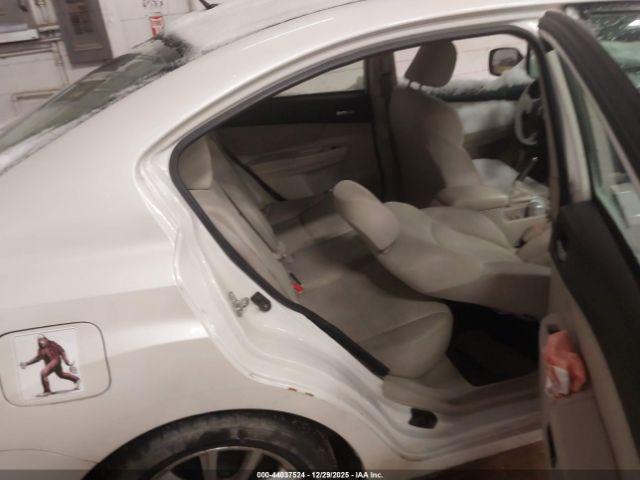 Subaru Impreza 2.0i Premium Image 8
