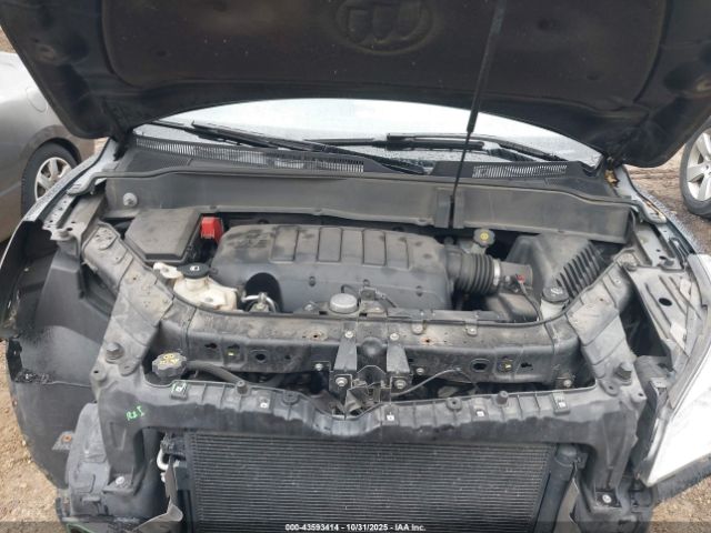 Buick Enclave Convenience Image 11