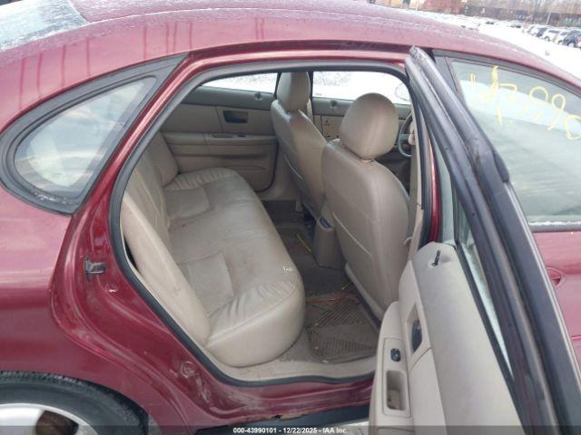 Ford Taurus Se Image 8