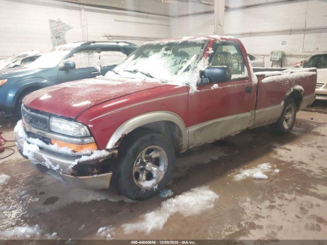Chevrolet S-10 Ls Image 2