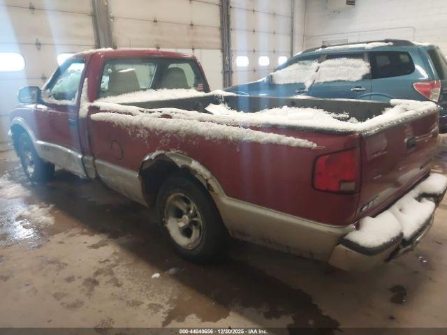 Chevrolet S-10 Ls Image 4