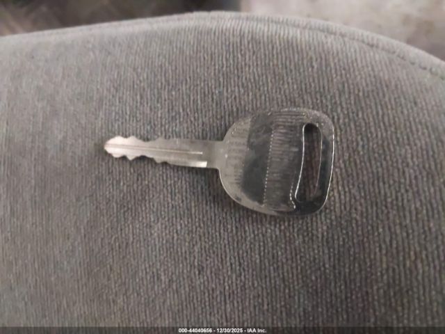 Chevrolet S-10 Ls Image 11