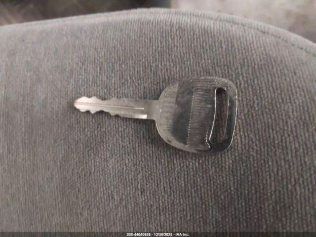 Chevrolet S-10 Ls Image 11