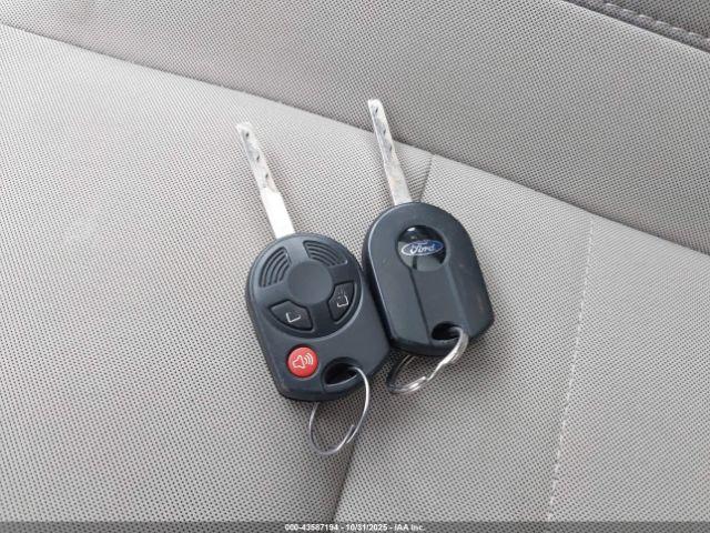 Ford Escape Se Image 9