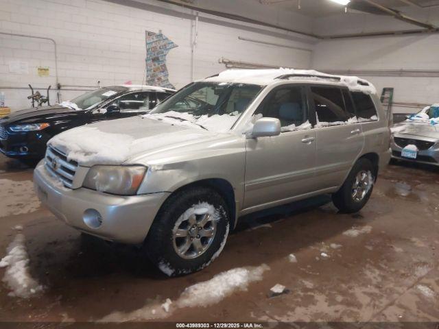 Toyota Highlander V6 Image 3