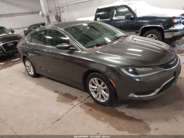 Chrysler 200 Limited Image 1