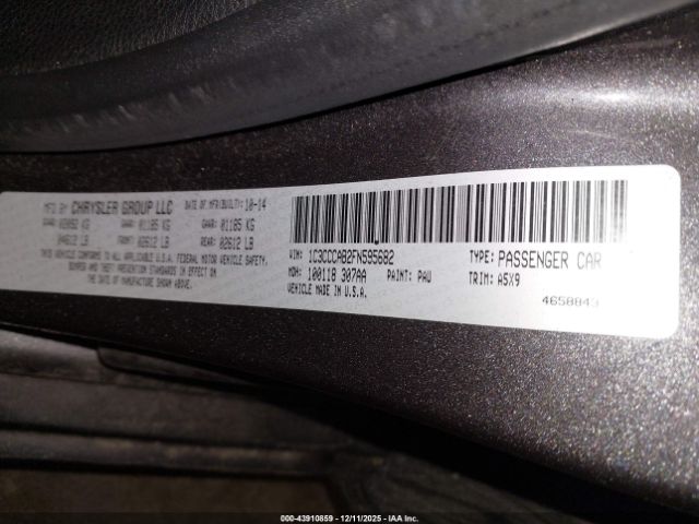 Chrysler 200 Limited Image 5