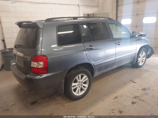 Toyota Highlander V6 Image 9