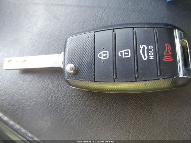 Kia Optima Lx Image 3