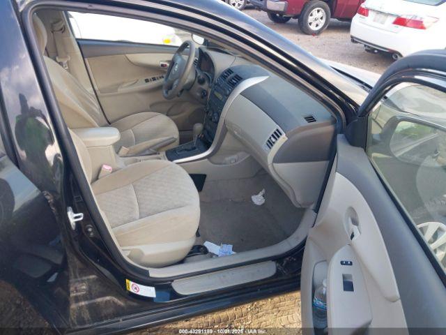 Toyota Corolla Le Image 8