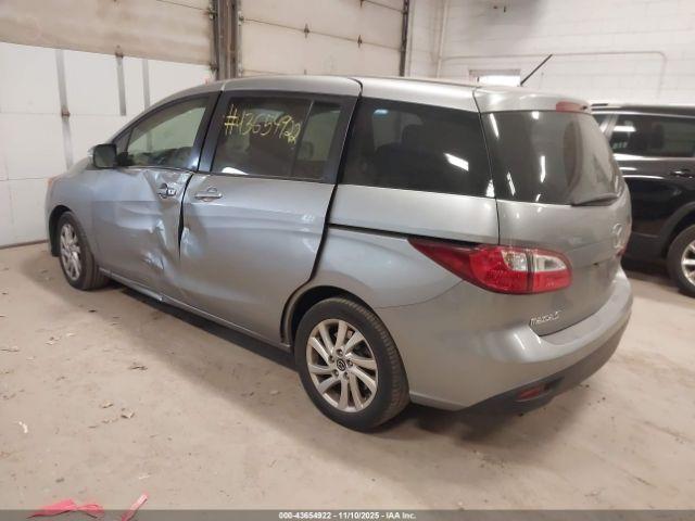 Mazda Mazda5 Sport Image 2