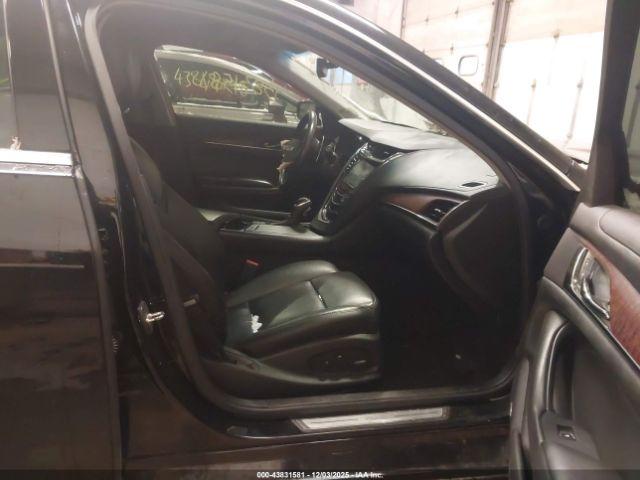 Cadillac CTS Luxury Image 14