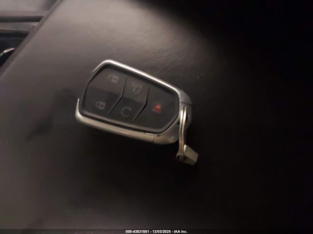 Cadillac CTS Luxury Image 12