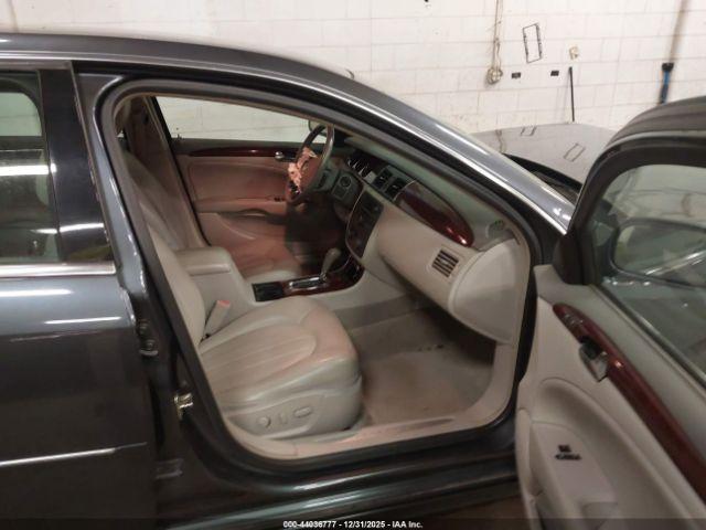 Buick Lucerne Cxl Image 8