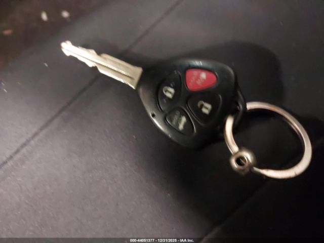 Toyota Corolla Le Image 8