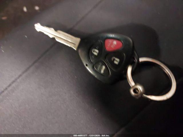 Toyota Corolla Le Image 8