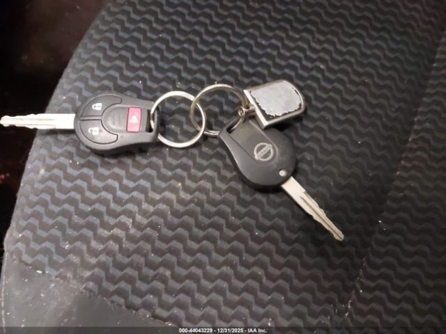 Nissan Versa Sv Image 3