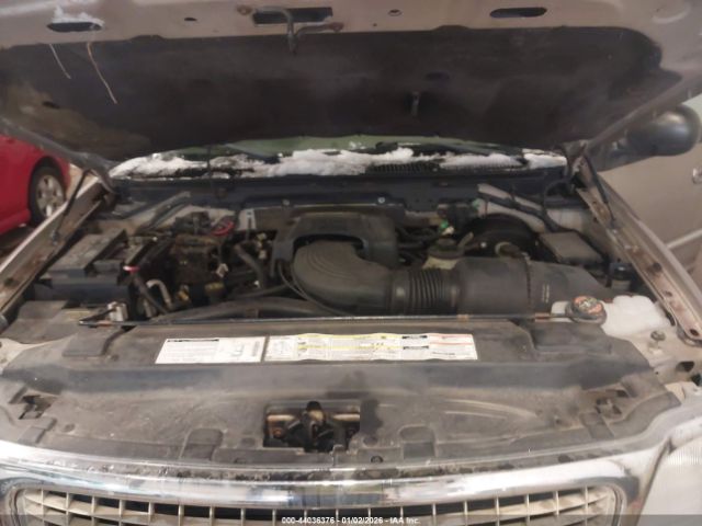 Ford Expedition Xlt Image 11