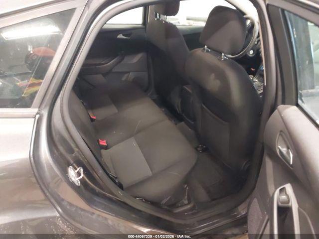 Ford Focus Se Image 3