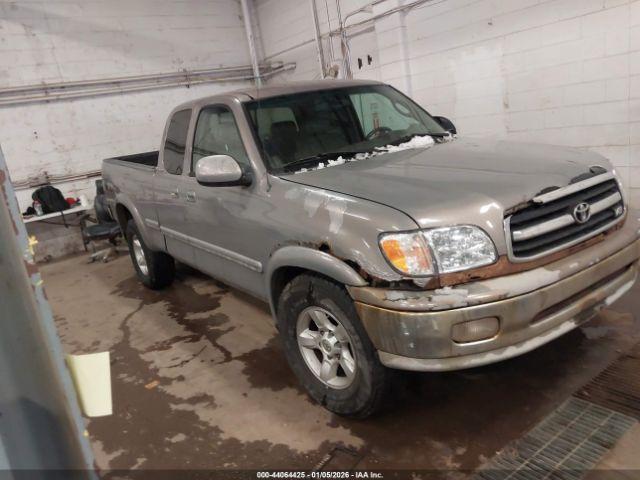  Salvage Toyota Tundra