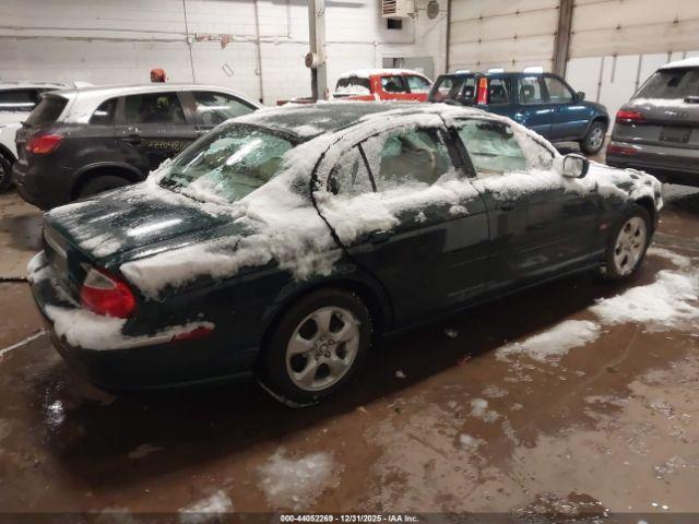 Jaguar S-Type 3.0l V6 Image 10