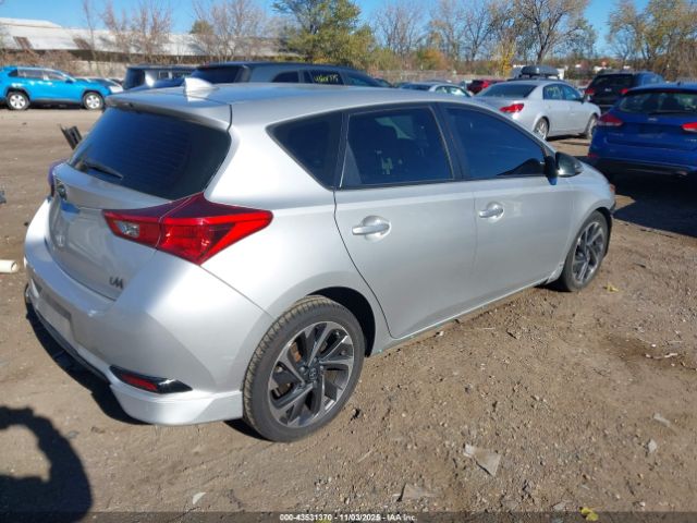 Scion iM Image 4