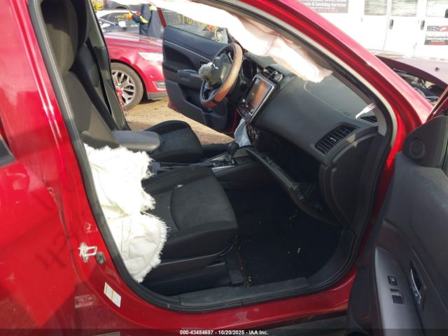 Mitsubishi Outlander 2.0 Se 2wd Image 4