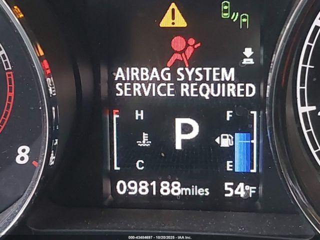 Mitsubishi Outlander 2.0 Se 2wd Image 12