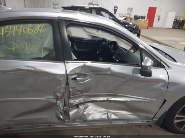 Subaru Legacy 2.5i Sport Image 4