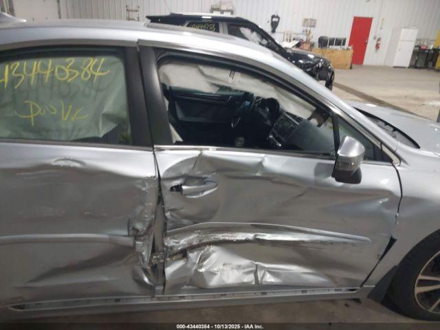 Subaru Legacy 2.5i Sport Image 4