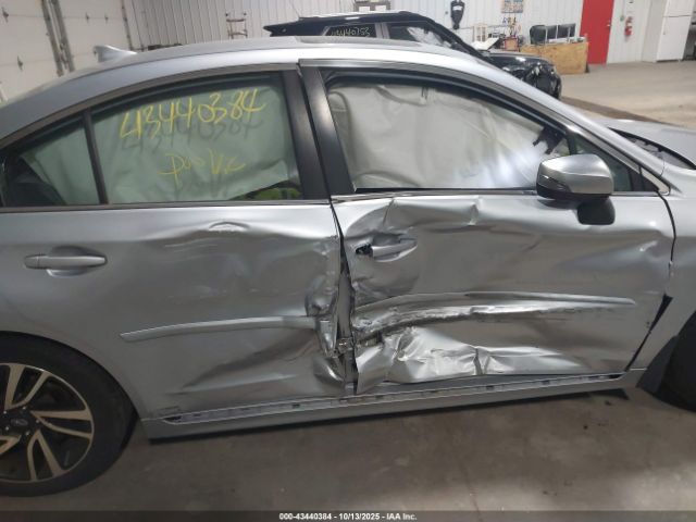 Subaru Legacy 2.5i Sport Image 8