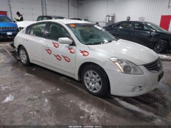  Salvage Nissan Altima