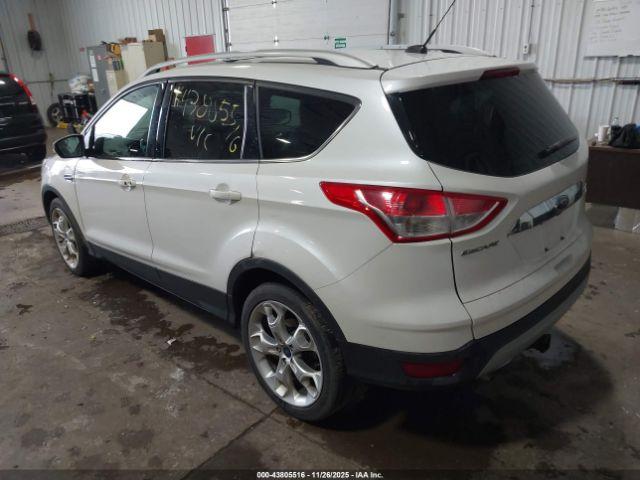 Ford Escape Titanium Image 10