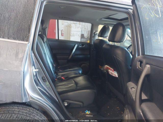 Toyota Highlander Se V6 Image 9