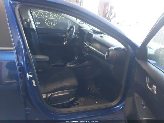 Kia Forte Lxs Image 7