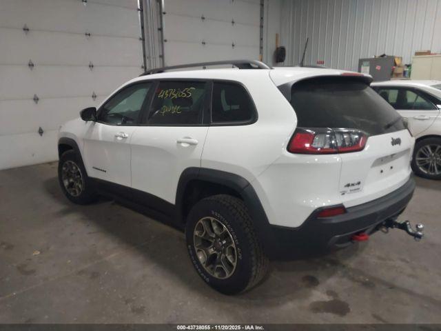Jeep Cherokee Trailhawk 4x4 Image 3