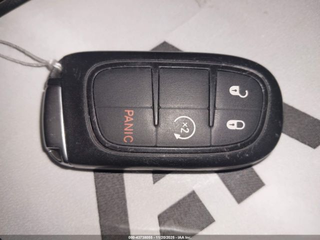 Jeep Cherokee Trailhawk 4x4 Image 9