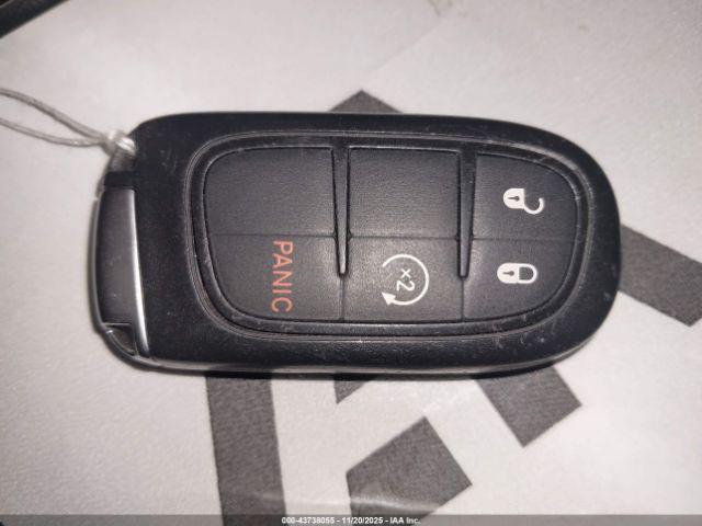 Jeep Cherokee Trailhawk 4x4 Image 9