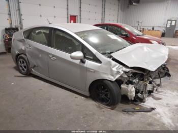  Salvage Toyota Prius
