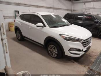  Salvage Hyundai TUCSON