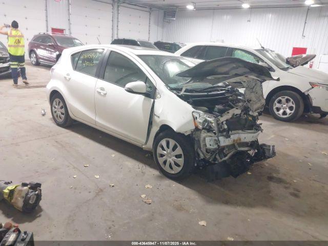  Salvage Toyota Prius c