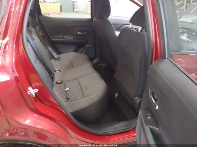 Nissan Kicks Sv Intelligent Awd Image 2