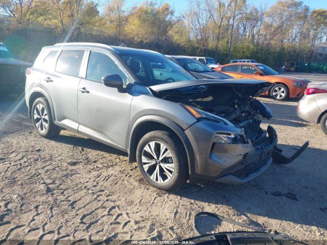  Salvage Nissan Rogue