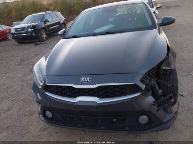 Kia Forte Lxs Image 16