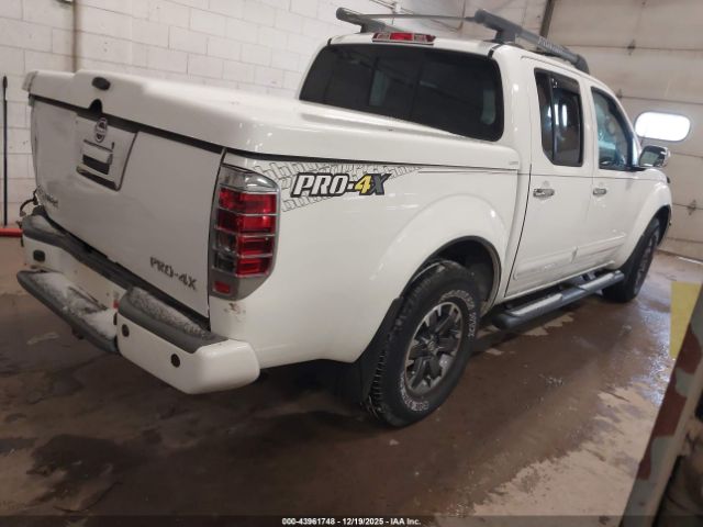 Nissan Frontier Pro-4x Image 14