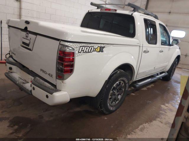 Nissan Frontier Pro-4x Image 14